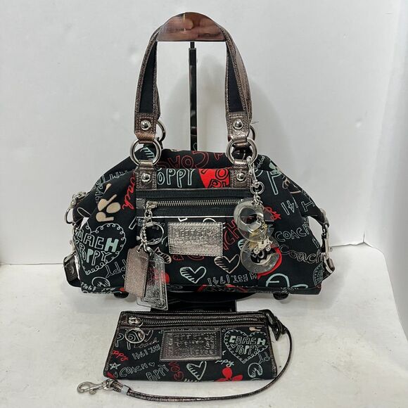 Coach Poppy Graffiti Sabrina Satchel Bag 2 Charms & Wallet - Picture 12 of 12